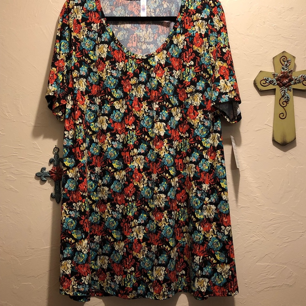 LuLaRoe Perfect Tee 2XL